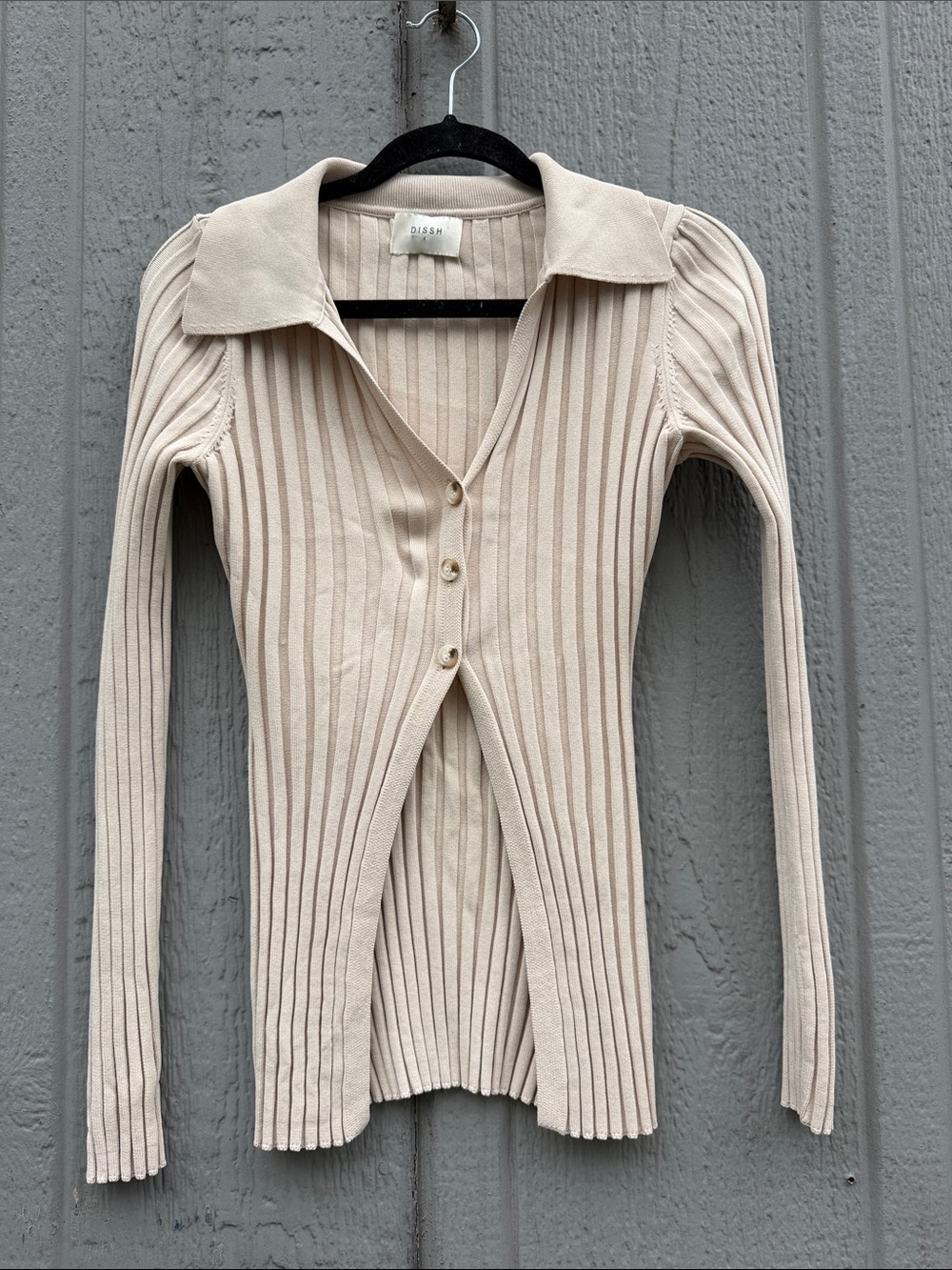 DISSH Ribbed Collared V-Neck Button Sweater Size: S